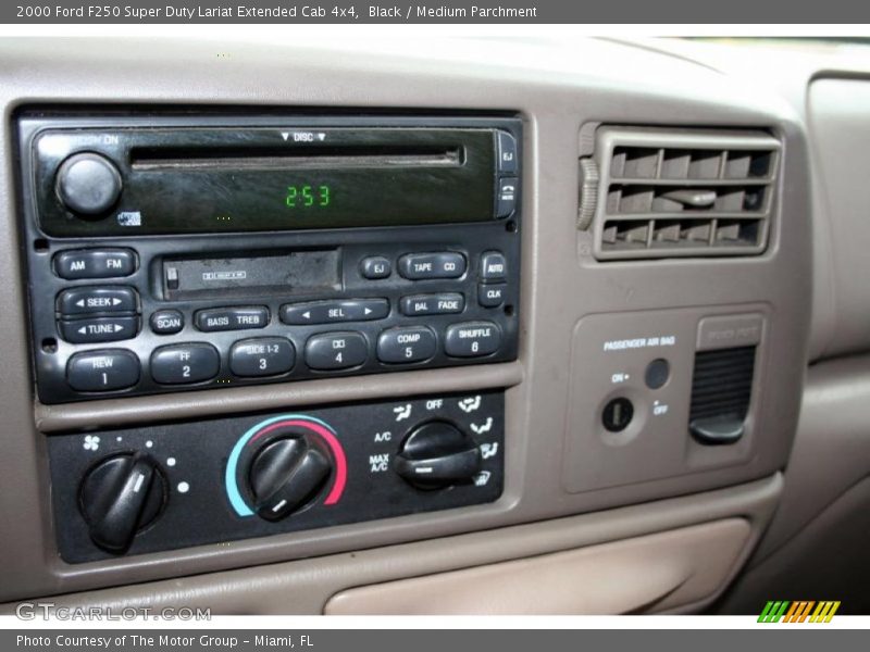 Black / Medium Parchment 2000 Ford F250 Super Duty Lariat Extended Cab 4x4