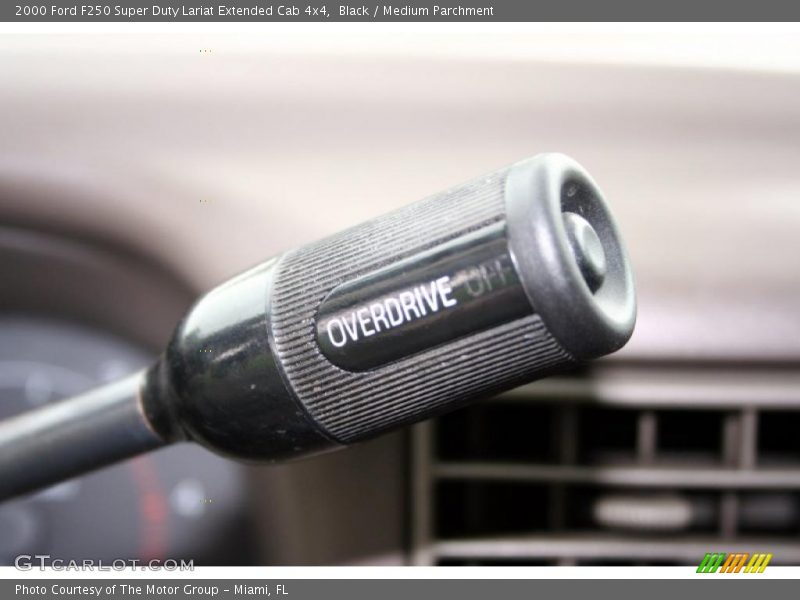 Black / Medium Parchment 2000 Ford F250 Super Duty Lariat Extended Cab 4x4