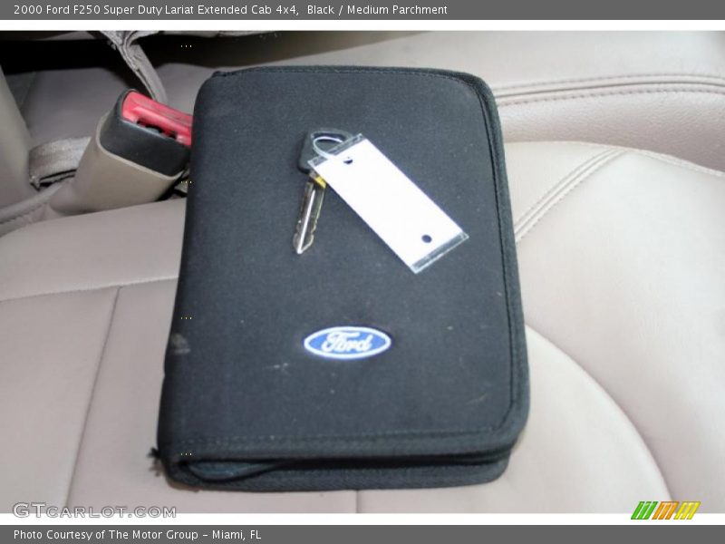Black / Medium Parchment 2000 Ford F250 Super Duty Lariat Extended Cab 4x4