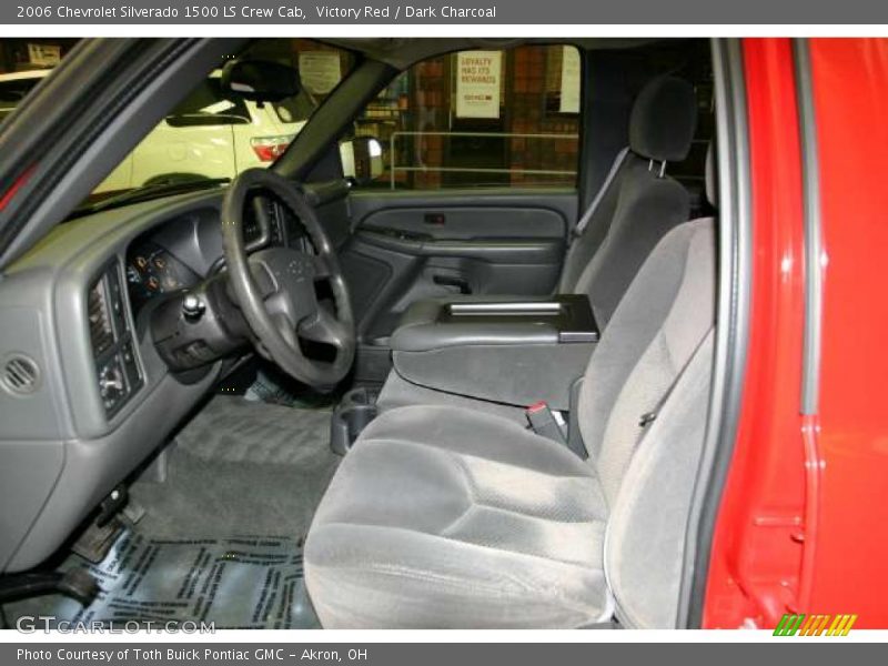 Victory Red / Dark Charcoal 2006 Chevrolet Silverado 1500 LS Crew Cab