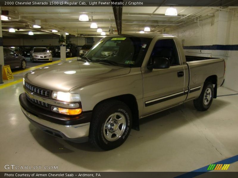 Light Pewter Metallic / Graphite 2000 Chevrolet Silverado 1500 LS Regular Cab