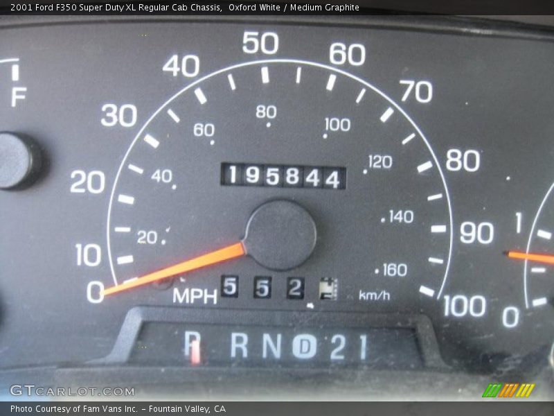 Oxford White / Medium Graphite 2001 Ford F350 Super Duty XL Regular Cab Chassis