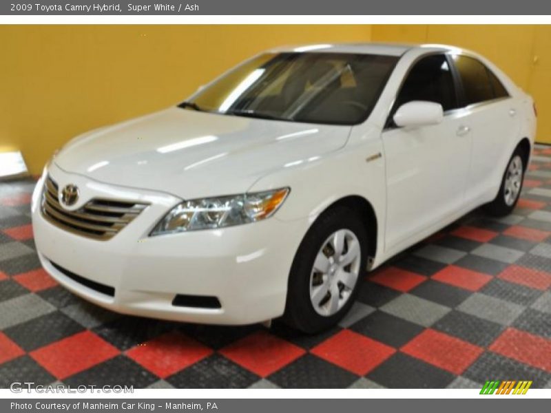 Super White / Ash 2009 Toyota Camry Hybrid