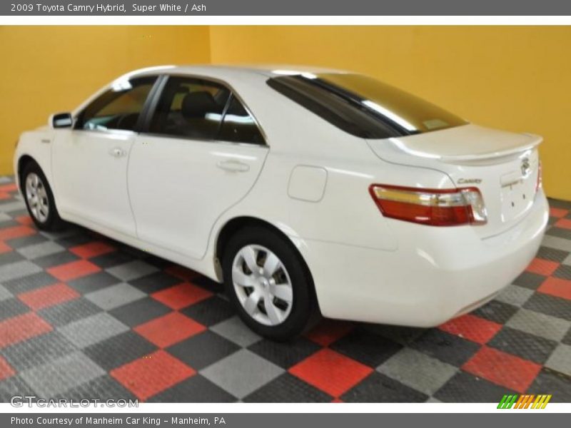 Super White / Ash 2009 Toyota Camry Hybrid