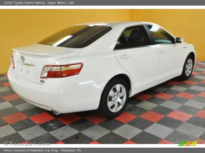 Super White / Ash 2009 Toyota Camry Hybrid
