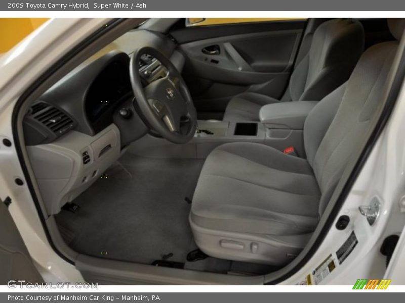 Super White / Ash 2009 Toyota Camry Hybrid
