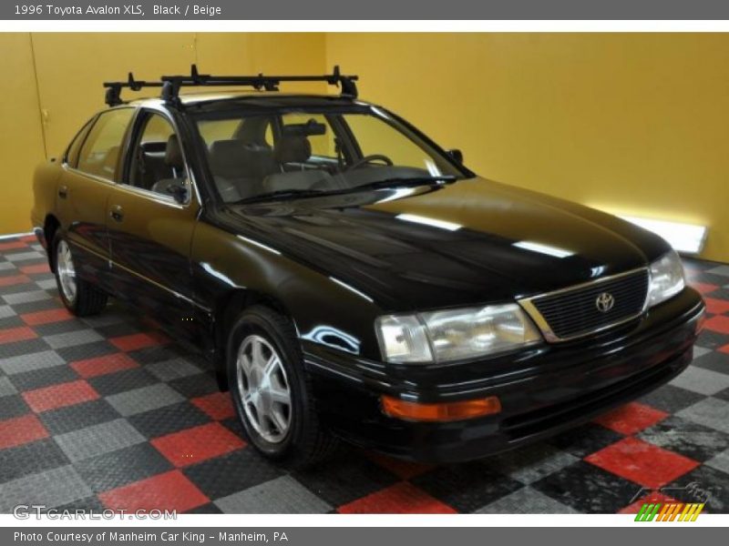 Black / Beige 1996 Toyota Avalon XLS