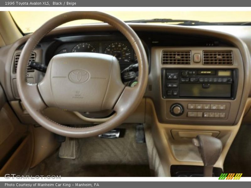 Black / Beige 1996 Toyota Avalon XLS