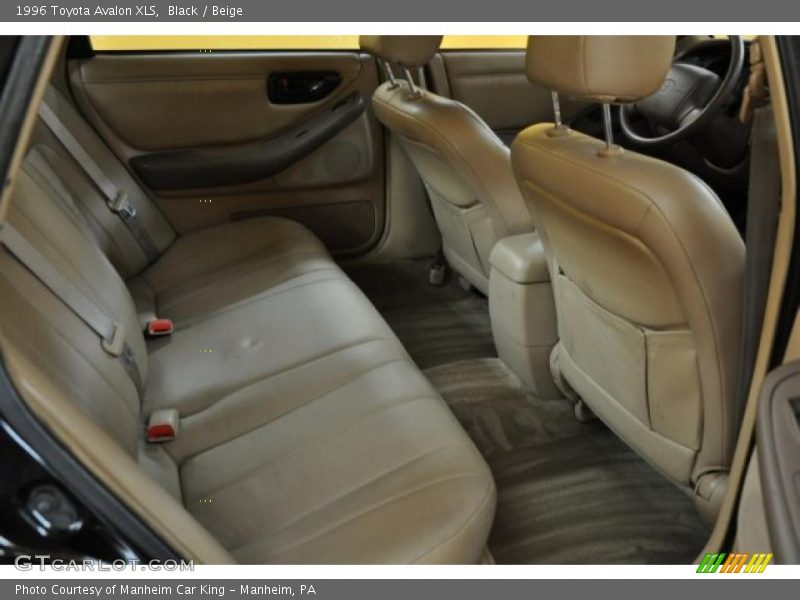 Black / Beige 1996 Toyota Avalon XLS