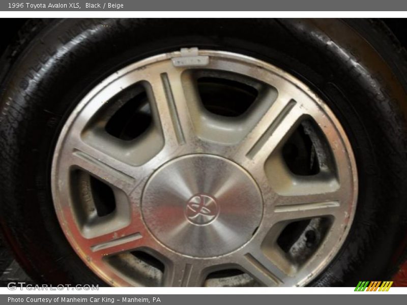 Black / Beige 1996 Toyota Avalon XLS