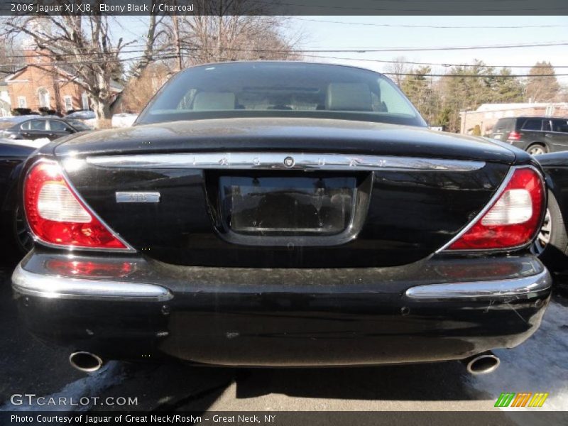 Ebony Black / Charcoal 2006 Jaguar XJ XJ8