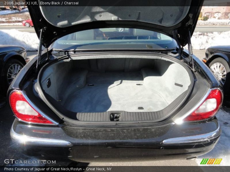 Ebony Black / Charcoal 2006 Jaguar XJ XJ8