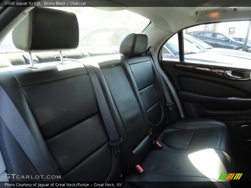 Ebony Black / Charcoal 2006 Jaguar XJ XJ8