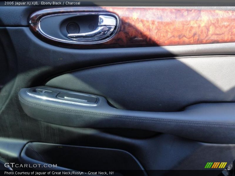 Ebony Black / Charcoal 2006 Jaguar XJ XJ8