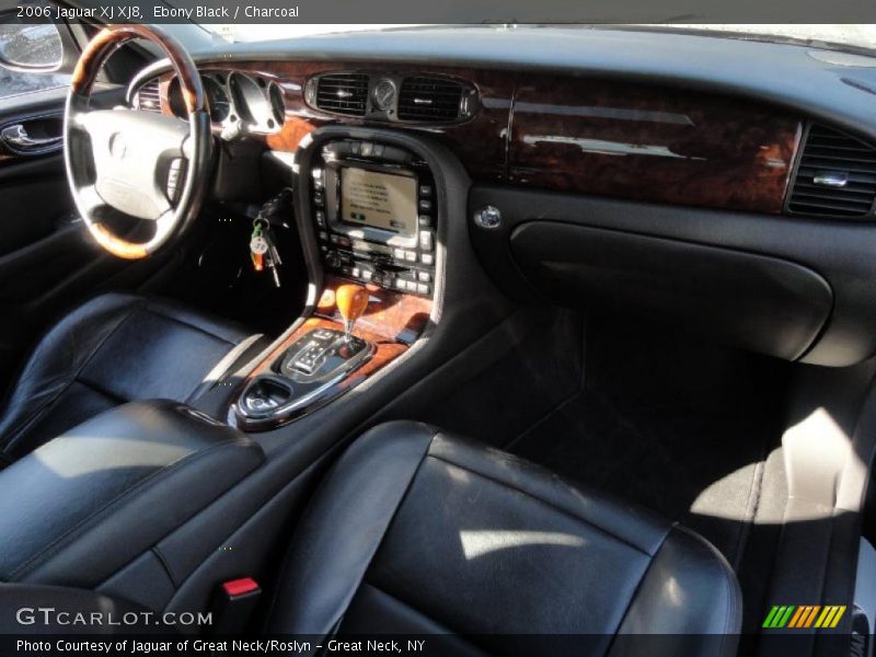 Ebony Black / Charcoal 2006 Jaguar XJ XJ8