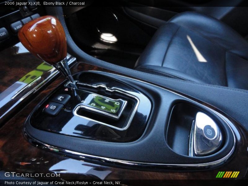 Ebony Black / Charcoal 2006 Jaguar XJ XJ8