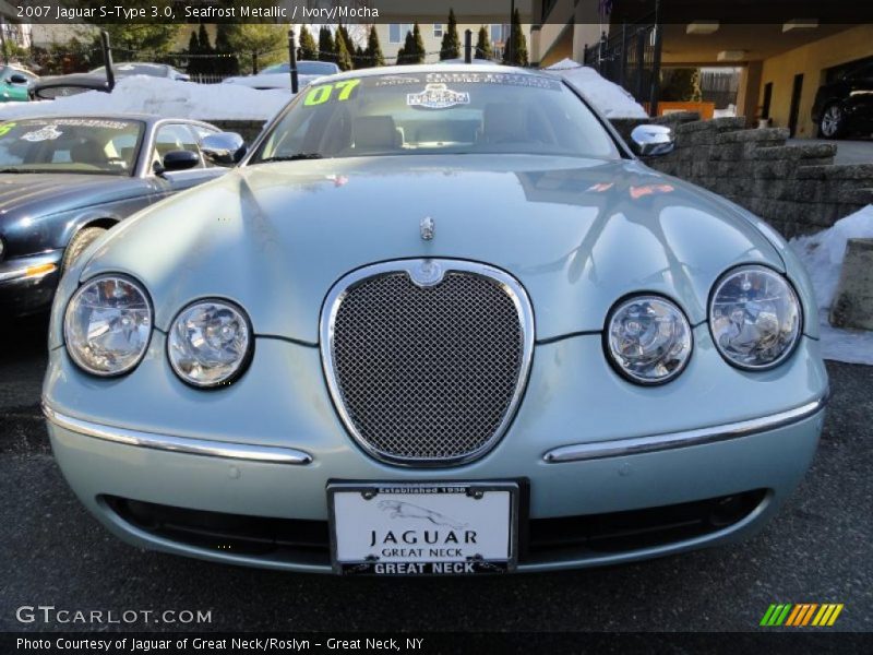 Seafrost Metallic / Ivory/Mocha 2007 Jaguar S-Type 3.0