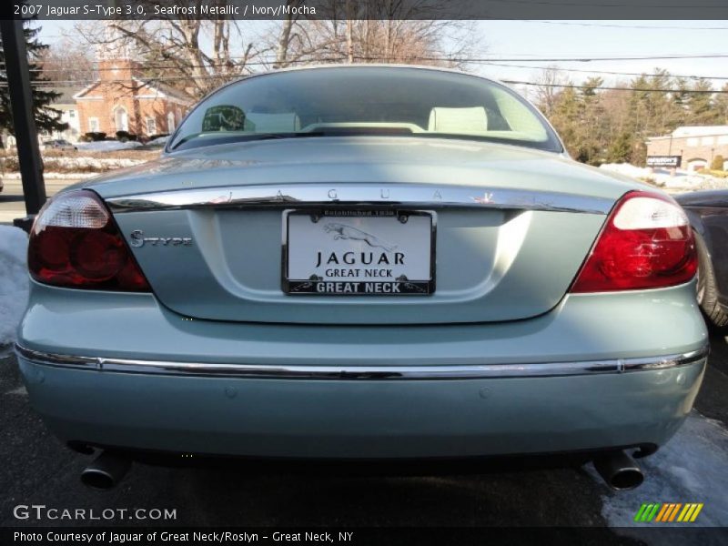 Seafrost Metallic / Ivory/Mocha 2007 Jaguar S-Type 3.0