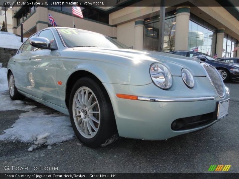Seafrost Metallic / Ivory/Mocha 2007 Jaguar S-Type 3.0