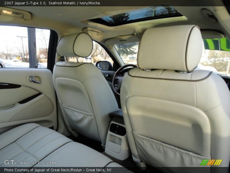 Seafrost Metallic / Ivory/Mocha 2007 Jaguar S-Type 3.0
