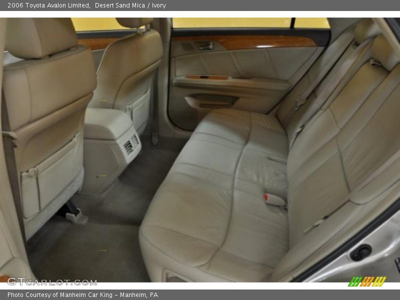 Desert Sand Mica / Ivory 2006 Toyota Avalon Limited