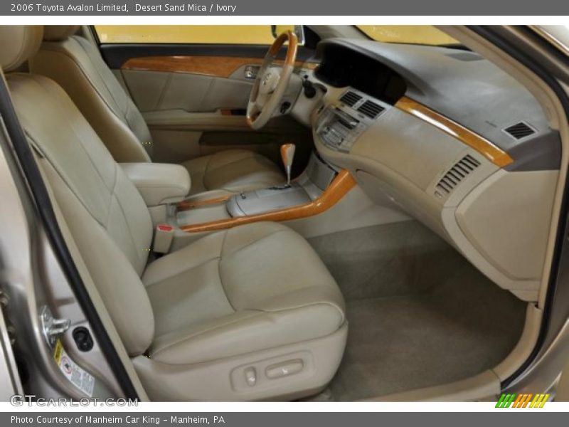 Desert Sand Mica / Ivory 2006 Toyota Avalon Limited