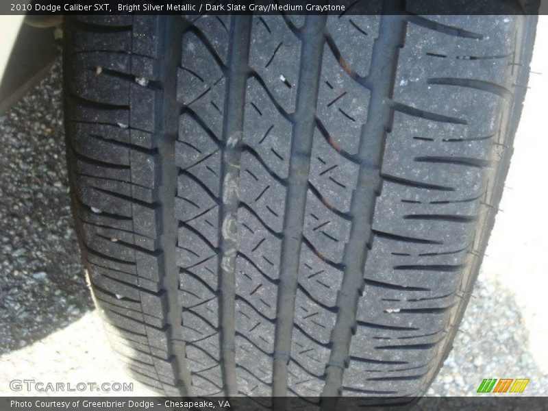 Bright Silver Metallic / Dark Slate Gray/Medium Graystone 2010 Dodge Caliber SXT