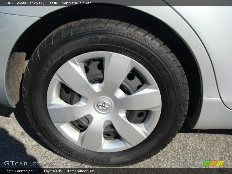 Classic Silver Metallic / Ash 2009 Toyota Camry LE