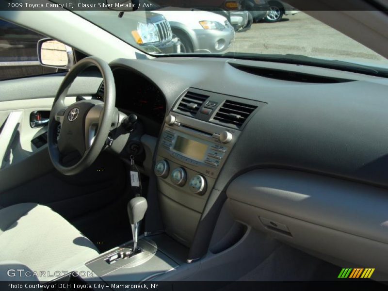 Classic Silver Metallic / Ash 2009 Toyota Camry LE
