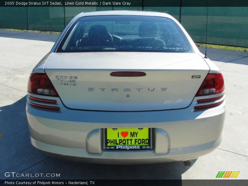 Linen Gold Metallic / Dark Slate Gray 2005 Dodge Stratus SXT Sedan