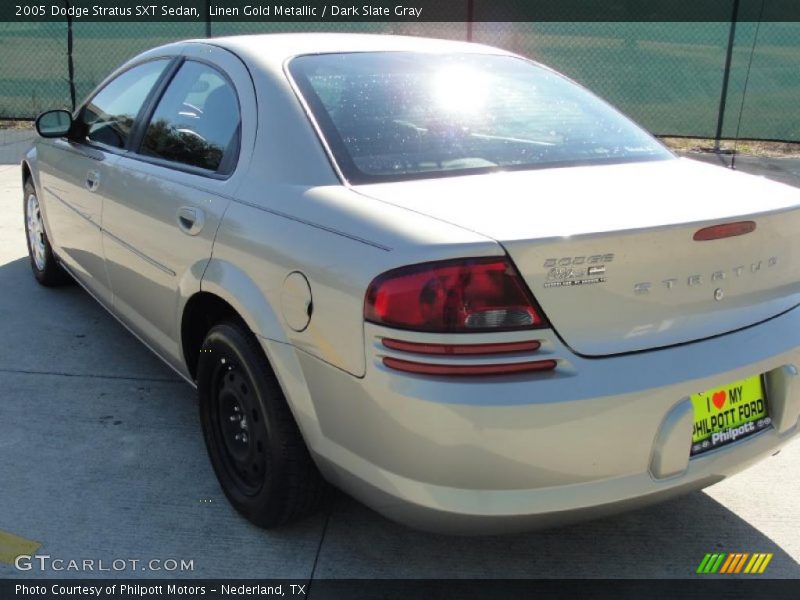 Linen Gold Metallic / Dark Slate Gray 2005 Dodge Stratus SXT Sedan