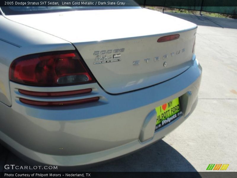 Linen Gold Metallic / Dark Slate Gray 2005 Dodge Stratus SXT Sedan