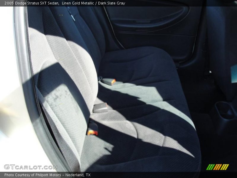 Linen Gold Metallic / Dark Slate Gray 2005 Dodge Stratus SXT Sedan