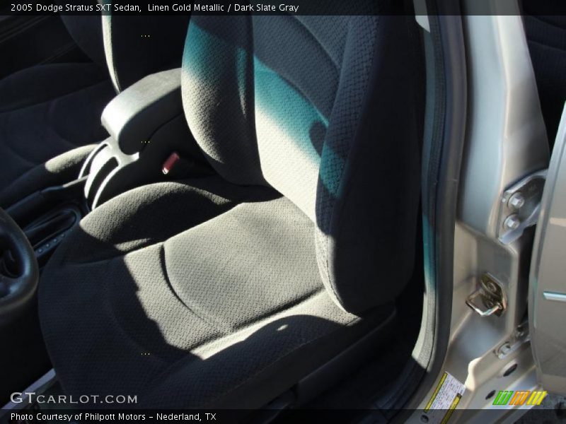 Linen Gold Metallic / Dark Slate Gray 2005 Dodge Stratus SXT Sedan