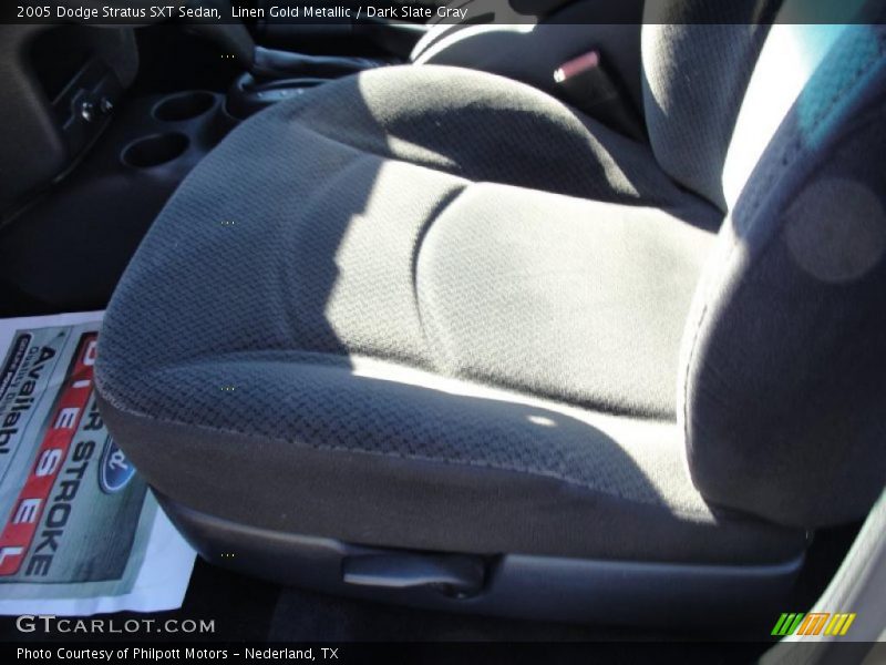 Linen Gold Metallic / Dark Slate Gray 2005 Dodge Stratus SXT Sedan