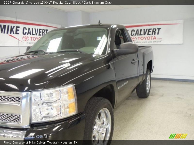 Black / Dark Titanium Gray 2007 Chevrolet Silverado 1500 LT Regular Cab