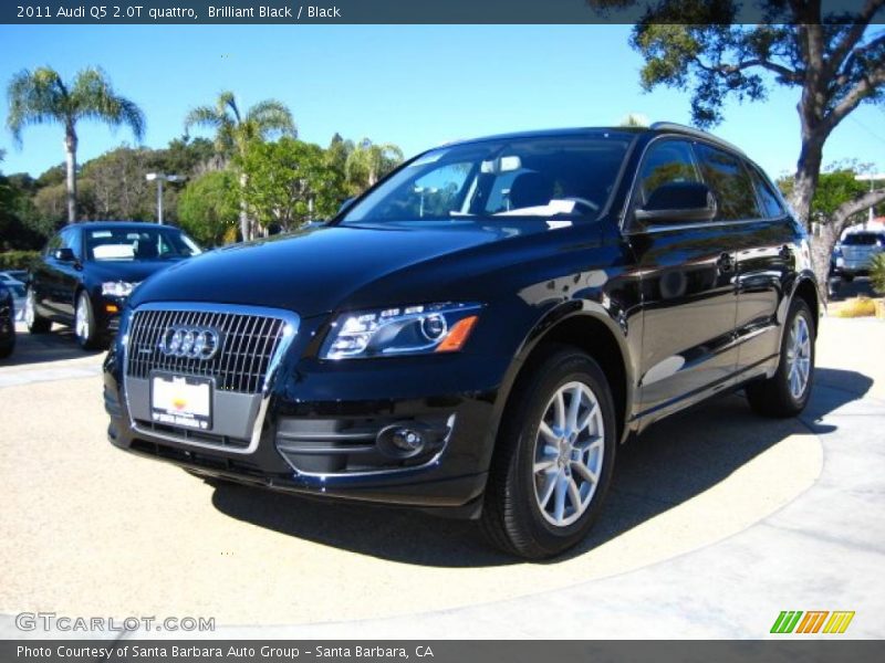 Front 3/4 View of 2011 Q5 2.0T quattro