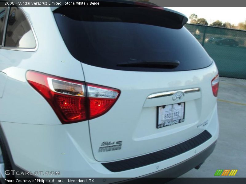 Stone White / Beige 2008 Hyundai Veracruz Limited