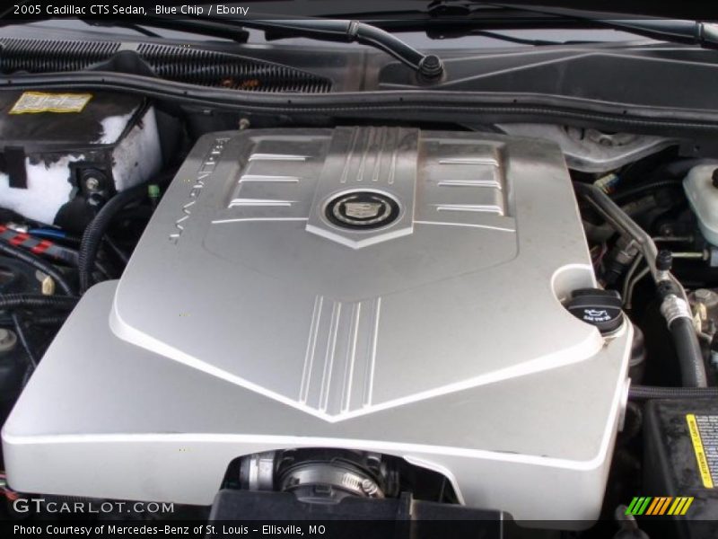 Blue Chip / Ebony 2005 Cadillac CTS Sedan