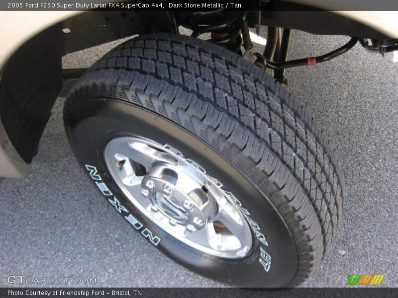 Dark Stone Metallic / Tan 2005 Ford F250 Super Duty Lariat FX4 SuperCab 4x4