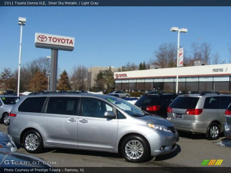 Silver Sky Metallic / Light Gray 2011 Toyota Sienna XLE