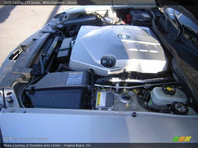 White Diamond / Ebony 2005 Cadillac CTS Sedan