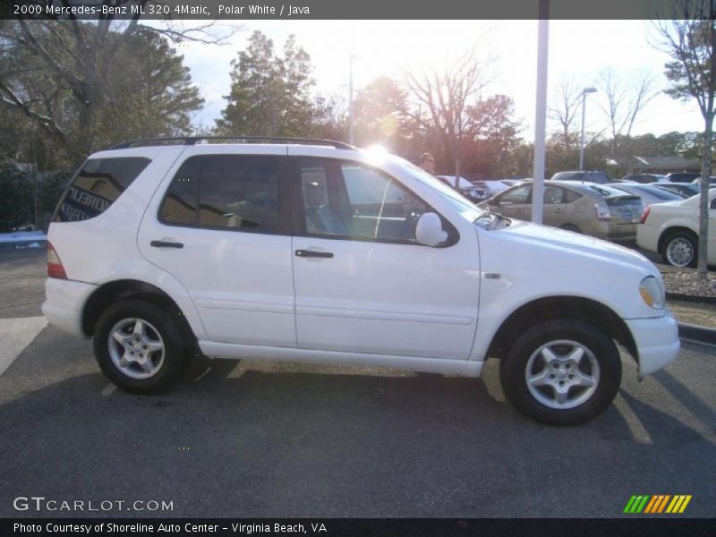 Polar White / Java 2000 Mercedes-Benz ML 320 4Matic