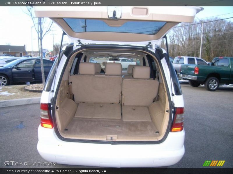 Polar White / Java 2000 Mercedes-Benz ML 320 4Matic