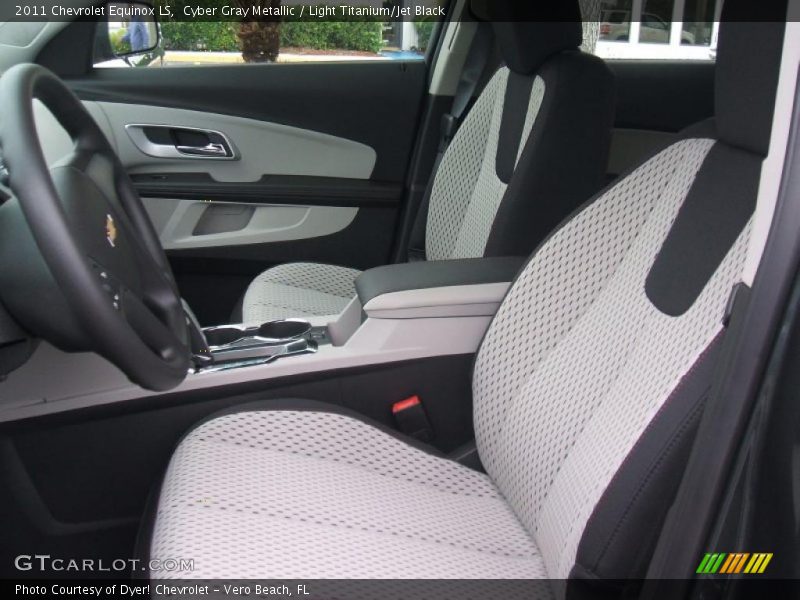 Cyber Gray Metallic / Light Titanium/Jet Black 2011 Chevrolet Equinox LS