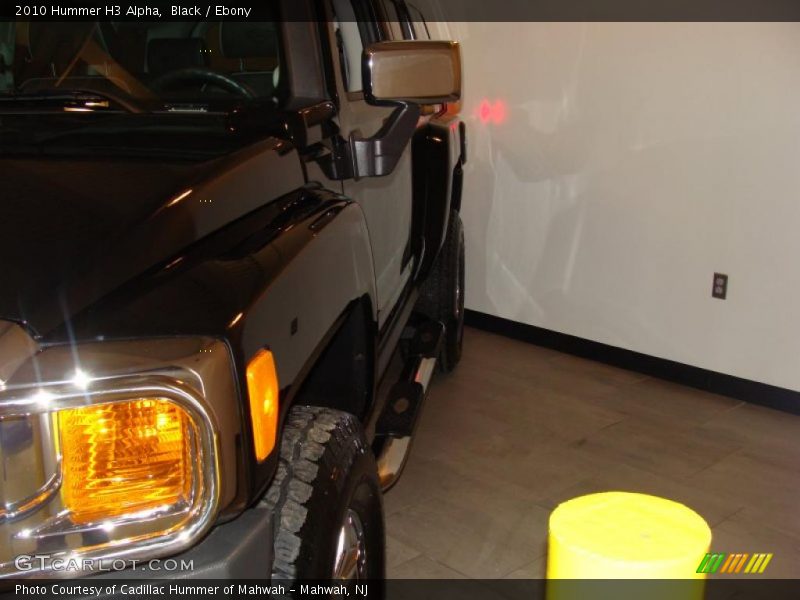 Black / Ebony 2010 Hummer H3 Alpha