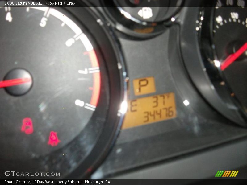 Ruby Red / Gray 2008 Saturn VUE XE