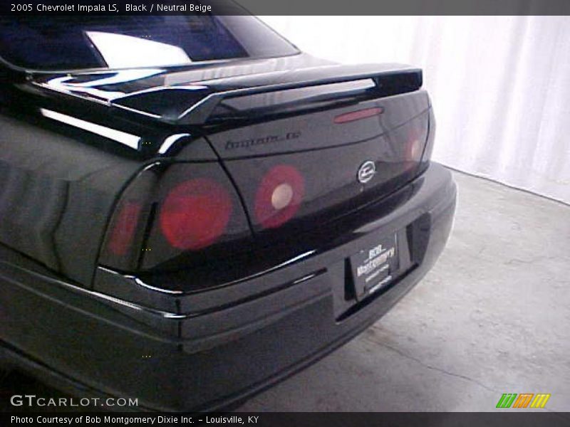 Black / Neutral Beige 2005 Chevrolet Impala LS