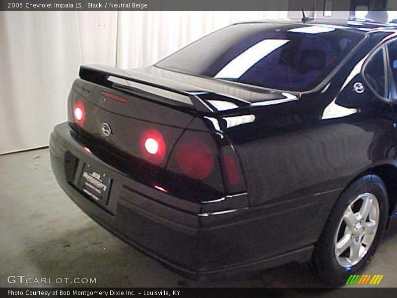 Black / Neutral Beige 2005 Chevrolet Impala LS