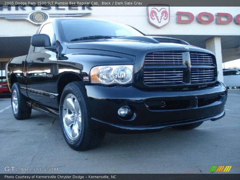 Front 3/4 View of 2005 Ram 1500 SLT Rumble Bee Regular Cab